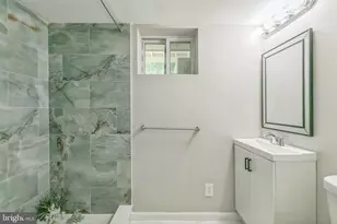 8902 Sylvania St, Lorton, VA 22079 - Photo 22