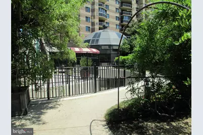 8360 Greensboro Drive #208, McLean, VA 22102 - Photo 46