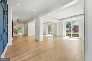 103 St Andrews Dr NE, Vienna, VA 22180 - Photo 6