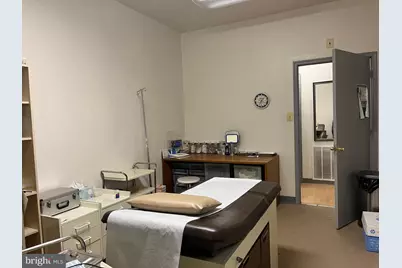 5041 Backlick Road #5041-B, Annandale, VA 22003 - Photo 12