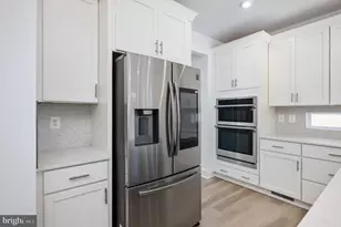 8757 Southern Oaks Pl, Lorton, VA 22079 - Photo 24