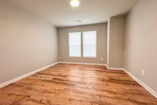 6337 Littlefield Ct, Centreville, VA 20121 - Photo 10