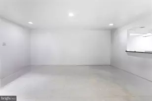 7566 Wood Mist Ln, Falls Church, VA 22043 - Photo 12