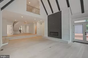 10124 Wendover Dr, Vienna, VA 22181 - Photo 6