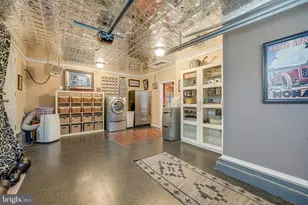 8536 Aponi Rd, Vienna, VA 22180 - Photo 28