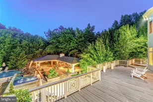 860 Nicholas Run Dr, Great Falls, VA 22066 - Photo 36