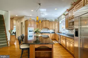 10300 Hampton Rd, Fairfax Station, VA 22039 - Photo 18