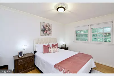 6613 Kerns Road, Falls Church, VA 22042 - Photo 24