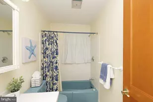 6613 Kerns Rd, Falls Church, VA 22042 - Photo 28