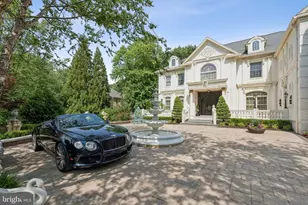 423 Seneca Rd, Great Falls, VA 22066 - Photo 4