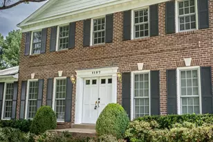 1197 Winter Hunt Rd, McLean, VA 22102 - Photo 4