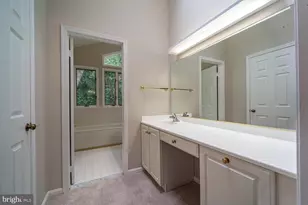 1197 Winter Hunt Rd, McLean, VA 22102 - Photo 32