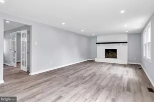 7401 Loughboro Ln, Springfield, VA 22150 - Photo 6