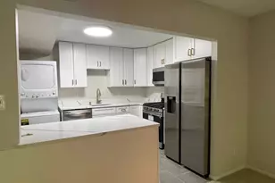 11837 Shire Ct, Reston, VA 20191 - Photo 4