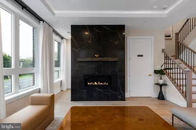 7049 Liberty Lane, McLean, VA 22101 - Photo 12