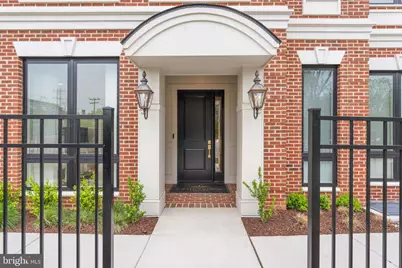 7049 Liberty Lane, McLean, VA 22101 - Photo 4