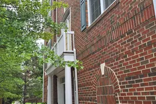 5019 Village Fountain Pl, Centreville, VA 20120 - Photo 2