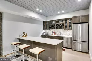 9604 Pembroke Pl, Vienna, VA 22182 - Photo 48