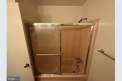 [Address not provided], Fairfax, VA 22032 - Photo 18