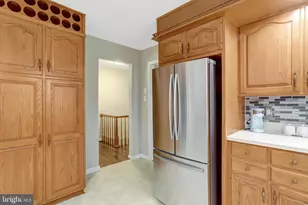 8449 Thames St, Springfield, VA 22151 - Photo 8