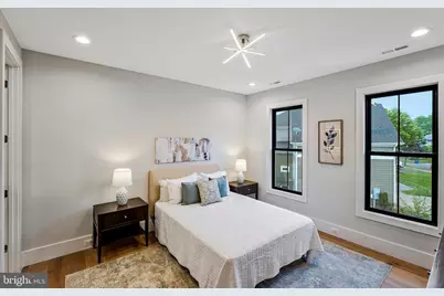 11410 Waples Mill Road, Oakton, VA 22124 - Photo 10