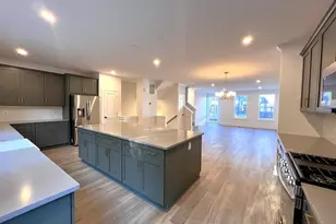 9424 Dandelion Dr, Lorton, VA 22079 - Photo 4