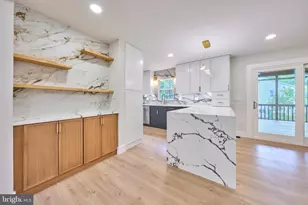 11318 Vale Rd, Oakton, VA 22124 - Photo 16