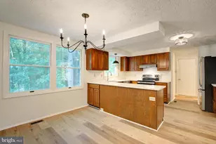 10901 Santa Clara Dr, Fairfax, VA 22030 - Photo 12