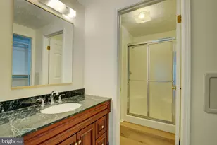 10901 Santa Clara Dr, Fairfax, VA 22030 - Photo 22