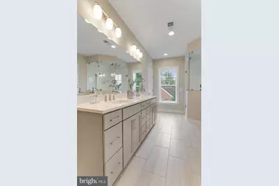 2418 Holt Street, Vienna, VA 22180 - Photo 64
