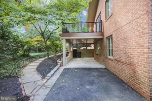 11221 S Shore Rd, Reston, VA 20190 - Photo 40