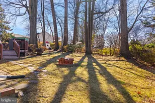 7011 Murray Ln, Annandale, VA 22003 - Photo 4