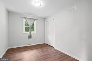 906 Monroe St, Herndon, VA 20170 - Photo 14