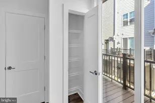 7354 Blade Dr, Falls Church, VA 22042 - Photo 8