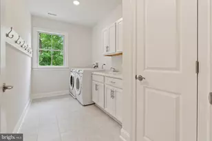 1805 Mcguire Ct, Vienna, VA 22182 - Photo 38