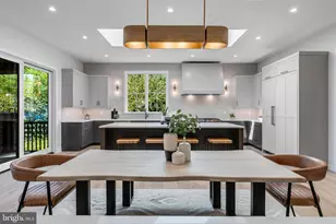 609 Meadow Ln SW, Vienna, VA 22180 - Photo 18