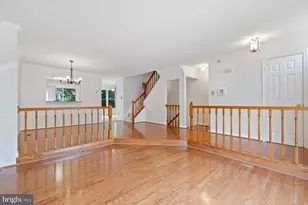 5321 Buxton Ct, Alexandria, VA 22315 - Photo 4