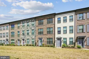 12553 Todd Ln, Fairfax, VA 22033 - Photo 2