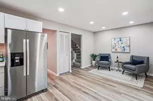 13713 Autumn Vale Ct, Chantilly, VA 20151 - Photo 12