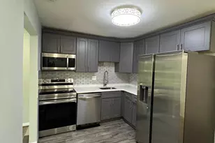 9730 Kingsbridge Dr, Fairfax, VA 22031 - Photo 10