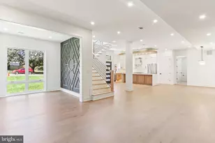 7927 Ashboro Dr, Alexandria, VA 22309 - Photo 14