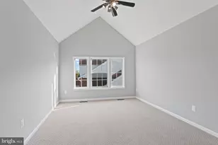 6864 Brindle Heath Way, Alexandria, VA 22315 - Photo 16