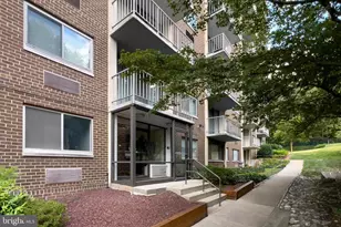 2059 Huntington Ave, Alexandria, VA 22303 - Photo 2