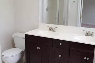 8108 Madrillon Springs Ln, Vienna, VA 22182 - Photo 6