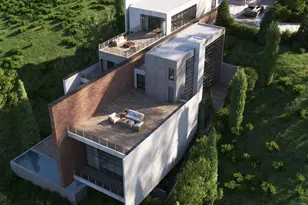 703 Potomac Knolls Dr, McLean, VA 22102 - Photo 2