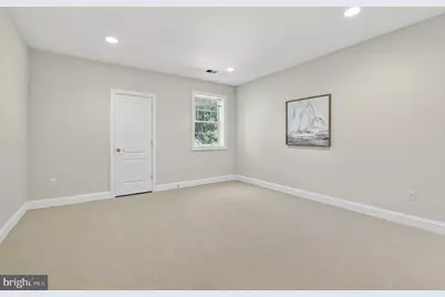 1354 Lewinsville Mews Court, McLean, VA 22102 - Photo 32