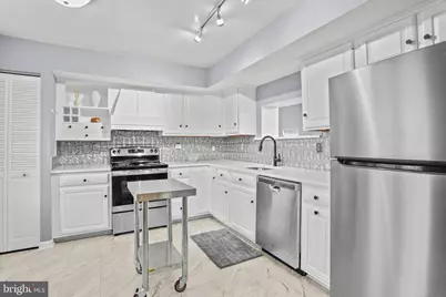 4906 McFarland Drive, Fairfax, VA 22032 - Photo 8