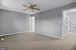 4906 McFarland Dr, Fairfax, VA 22032 - Photo 26