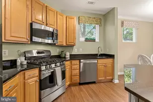 2791 Centerboro Dr, Vienna, VA 22181 - Photo 16