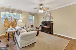 2791 Centerboro Dr, Vienna, VA 22181 - Photo 6